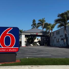 Motel 6-Carson, CA，位于卡森的酒店