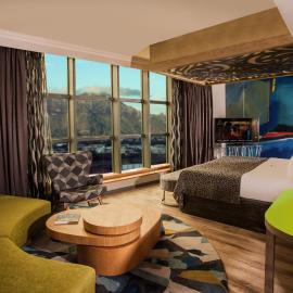 Hennessy Park Hotel，位于埃比尼的酒店