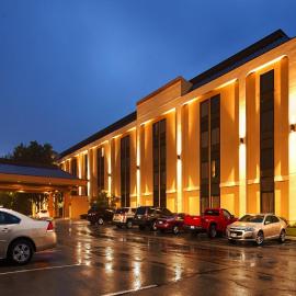 Days Inn by Wyndham Englewood Dayton Airport，位于代顿的酒店