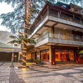 The Belvedere Himalayan Retreat, Mcleodganj, Dharamshala - By Leisure Hotels,位于麦罗肯机的酒店