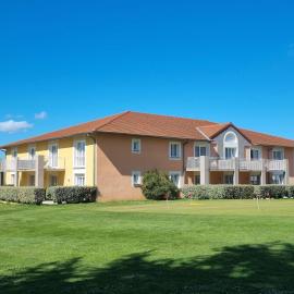 Domaine Golf Albon,位于阿尔邦的酒店