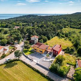 Agriturismo Rouna，位于杜伊诺的酒店