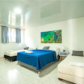 Hotel El Pirata Morgan,位于普罗维登西亚的酒店