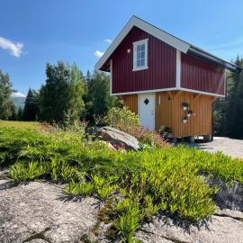 Unik overnatting i Stabbur/Minihus，位于Lunde的酒店