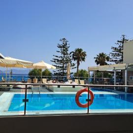 Bristol Sea View Apartments，位于科斯镇的酒店