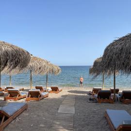 HOTEL IREON beach，位于萨摩斯的酒店