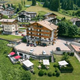 Hotel Al Parco，位于莫埃纳的酒店
