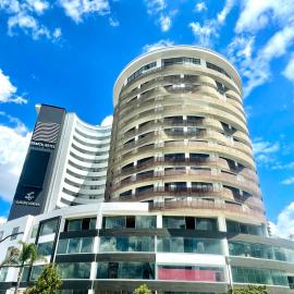 Hotel Sonata Angelopolis，位于Lomas de Angelopolis的酒店