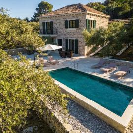 Villa VlaMar - new luxury house，位于古维达里的酒店