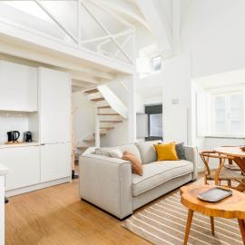 Limehome Evora Largo dos Penedos，位于埃武拉的酒店