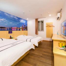Hello Hotel 哈啰酒店广州白云黄石马务地铁站店，位于广州的酒店