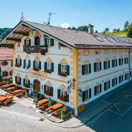 Gasthof-Hotel Zur Post Samerberg，位于萨默贝格的酒店