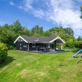 Lovely Home In Vejby With Kitchen