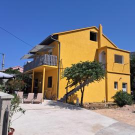 Apartments Mara Bela，位于卡尔卢巴格的酒店