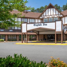 The English Inn of Charlottesville，位于夏洛茨维尔的酒店