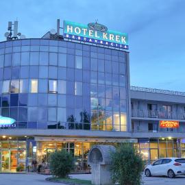 Hotel Krek Superior，位于勒什的酒店