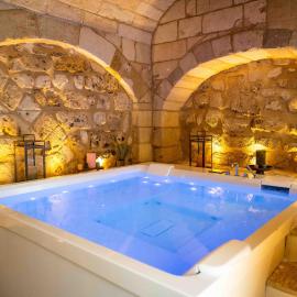 Vecchia Mottola WELLNESS，位于莫托拉的酒店