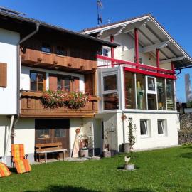 Ferienwohnung Sonnenblume，位于哈尔布莱希的酒店