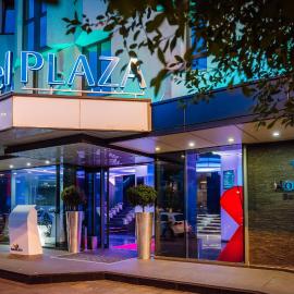 Plaza V Executive Hotel，位于特尔古穆列什的酒店