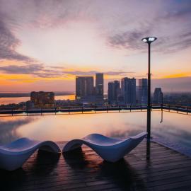 Hotel Serviced Apartments Top One Infinity Pool with View of 360 Degree，位于金边的酒店