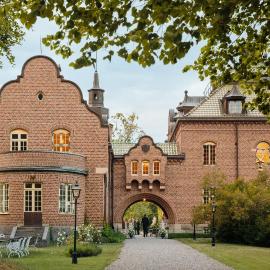 Engsholms Slott - Adults Only，位于Mörkö的酒店