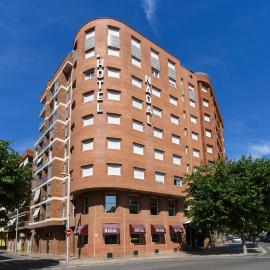 Hotel Nadal，位于莱里达的酒店
