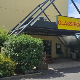 Class'eco Charleroi，位于沙勒罗瓦的酒店