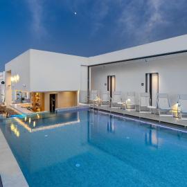 Ethereal White Resort Hotel & Spa - Adults Only，位于海若克利欧的酒店