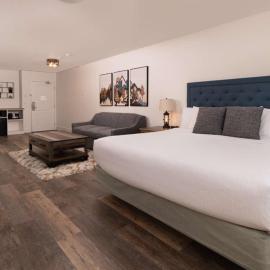 Prestige Rocky Mountain Resort, WorldHotels Crafted，位于克兰布鲁克的酒店