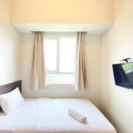 Deluxe and Cozy 2BR Apartment at Skyland City Jatinangor By Travelio，位于Sumedang的酒店