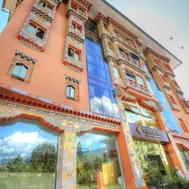33 Soksoom Centre for Well-Being & Happinesss - Boutique Hotel,位于廷布的酒店