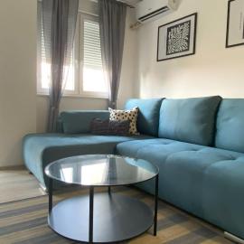 Apartman Peric，位于鲁马的酒店