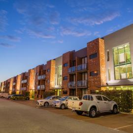 Perth Ascot Central Apartment Hotel Official，位于珀斯的酒店