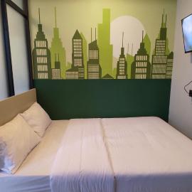 Behomy Urban Suite Bekasi，位于Padurenan的酒店