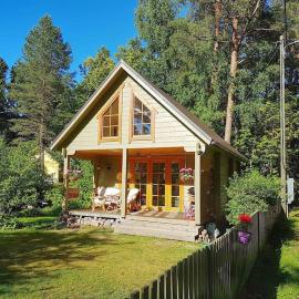 Well-equipped summerhouse with sauna in Võsu，位于沃索的酒店