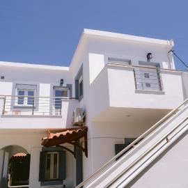 Kampos Bliss Apartments，位于Votsalákia的酒店