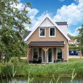 Holiday Home by Lake Beach Simonshaven，位于Simonshaven的酒店