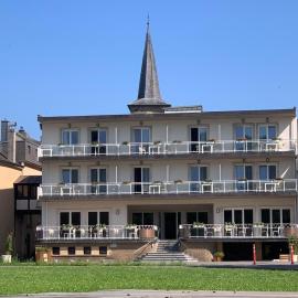 Hotel Ehnen La Moselle Luxembourg，位于埃讷安的酒店