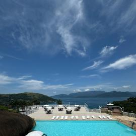 Portogalo Suite Hotel,位于安格拉杜斯雷斯的酒店