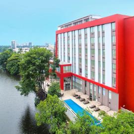 Radisson Hotel Guayaquil，位于瓜亚基尔的酒店