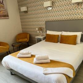 Hotel du Nord - Ville-Haute,位于圣弗卢尔的酒店