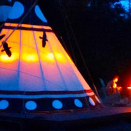 Ravens Myth - Luxury Glamping - Sleeps 2，位于O'Brien的酒店