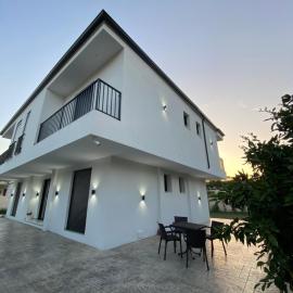 Villa Papa-Berat，位于培拉特的酒店