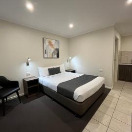 Ryley Motor Inn，位于旺加拉塔的酒店