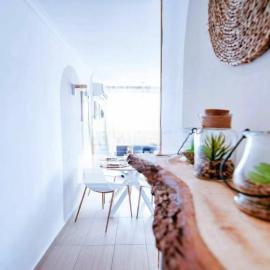 Horizonte beachfront apartment，位于艾法奇的酒店