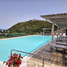 A Point Porto Ercole Resort & Spa，位于波尔图·埃尔科莱的酒店