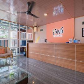 Sans WM Hotel Blitar，位于勿里达的酒店