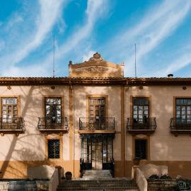 HOTEL BODEGA VERA DE ESTENAS，位于乌铁尔的酒店