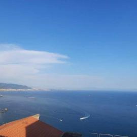 La Terrazza di Anna，位于Albori的酒店