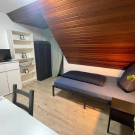 Gemütliches Gästezimmer im Casa Kirchweg，位于Gladbach的酒店
